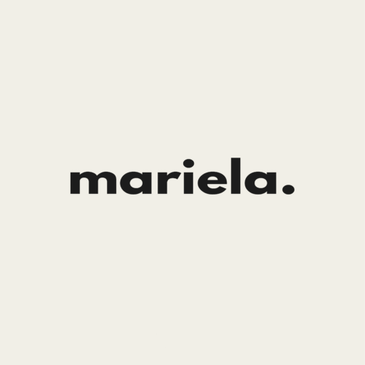 Logo com fundo Mariela Store